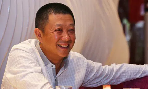 Đi ăn lẩu "câu" được cả ông chủ, vợ trẻ cùng chồng tạo nên đế chế gần 600 nhà hàng và tài sản ròng 14 tỷ đô nhờ "bí quyết làm vợ"