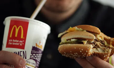 Nước sốt bí mật giúp McDonald's "từ cõi chết trở về" trong thời đại ăn sạch và tẩy chay đồ ăn nhanh