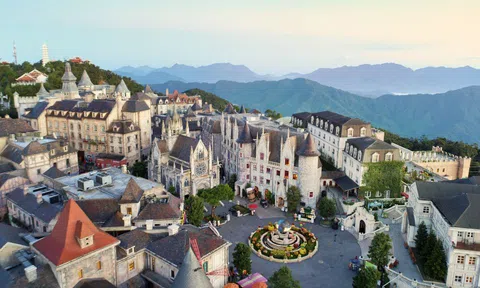 Đắm chìm trong không gian lãng mạn của “Khách sạn sang trọng hàng đầu châu Á cho kỳ nghỉ trăng mật”