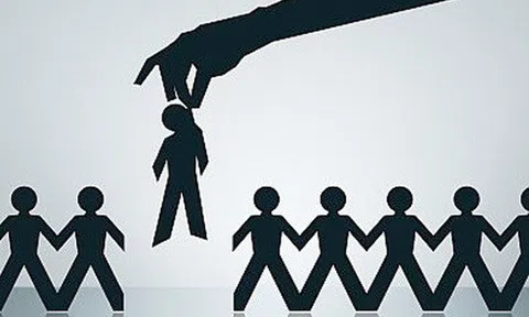 Hàng nghìn nhân viên ngân hàng nghỉ việc từ đầu năm đến nay: Nhân sự ngành ngân hàng đang bước vào thời kỳ bị cắt giảm diện rộng?