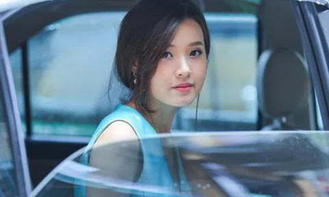 Hot girl Midu ở tuổi 30: Giàu có, quyền lực, thà mang tiếng "ế" chứ không làm vợ thiếu gia trăng hoa