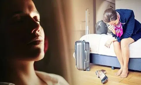 Tiếp viên hàng không tiết lộ sự thật khắc nghiệt trong nghề: Cơ thể lão hóa như cụ bà 80 và những chuỗi ngày không được là chính mình