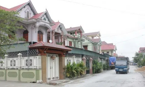 Ngôi làng tỷ phú ở Việt Nam – nơi tiền kiều hối gửi về để xây những biệt thự nguy nga