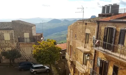 Tôi mua nhà 1 euro ở Italia như thế nào?'