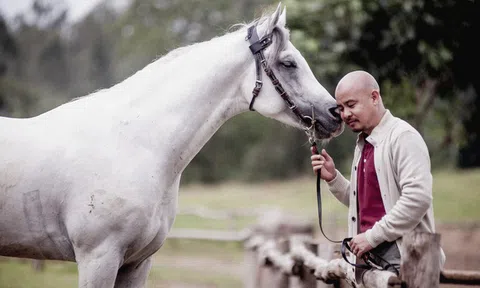 Ông Đặng Lê Nguyên Vũ tiết lộ có trong tay công thức chữa lành tất cả mọi bệnh tật trong 7 ngày, sẽ biến M'Drắk thành "Địa đàng thực chứng" để mọi người đến chữa bệnh, thiền định