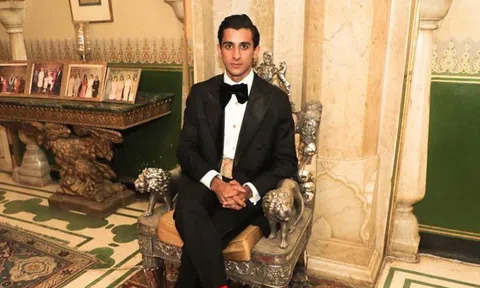 Ông chủ nhà trọ hoàng gia đầu tiên trên Airbnb: ‘Rich kid’ quý tộc Ấn Độ, 21 tuổi sở hữu 2,8 tỷ USD, cho thuê phòng trong cung điện giá 8.000 USD/đêm