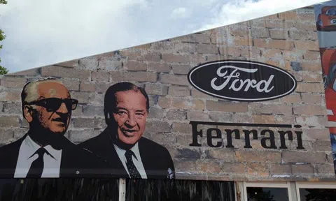 Ferrari - vua 'cà khịa' của làng xe hơi: Chê Ford là 'công ty xấu xí làm ra những chiếc xe xấu xí' để rồi thất bại cay đắng trong lĩnh vực mình thống trị