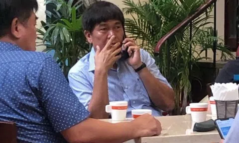 ‘Vua thép’ Trần Đình Long và thú vui cà phê buổi sáng tại Slo.Villa