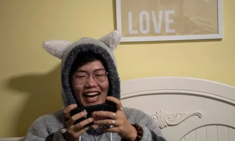 Nghề thịnh hành ở Trung Quốc: Tối tối tán tỉnh các cô gái trẻ độc thân, thấu hiểu hơn cả bạn trai, vừa không bị đánh ghen vừa kiếm được tiền!