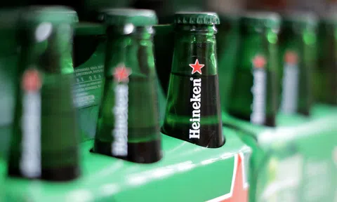 Quy định cấm lái xe sau khi uống bia làm khó Sabeco, Heineken?