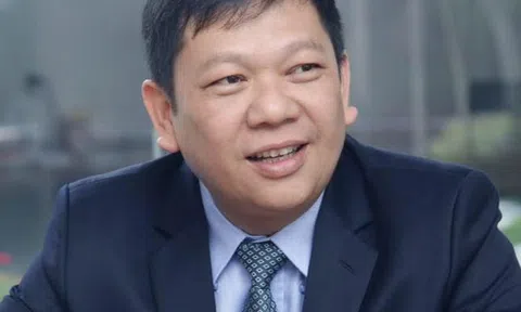 Doanh nhân ăn tết