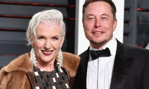 Mẹ của tỷ phú Elon Musk đã giúp con thành thiên tài nhờ cách nuôi dạy mà nhiều phụ huynh Việt còn ngần ngại: "Đừng coi con là đứa trẻ không biết gì!"