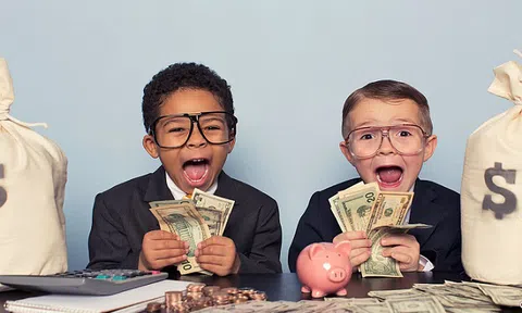 Triệu phú tự thân: 7 quan điểm có thể khiến bạn mãi nghèo