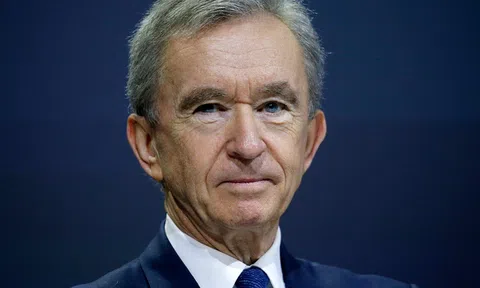 Khối tài sản khổng lồ của ông trùm hàng xa xỉ LVMH