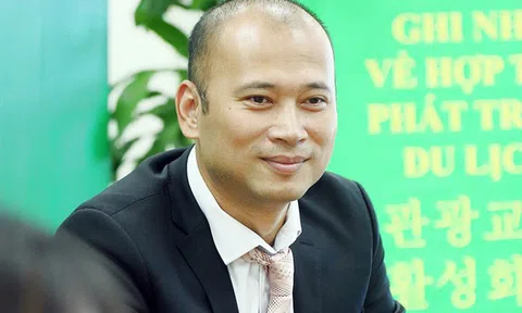 MC Long Vũ xin rút lui khỏi vị trí sếp lớn