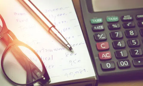 Tiết kiệm trong 1.500 ngày, cặp vợ chồng dành được hơn 22 tỷ và an dưỡng ở tuổi 43