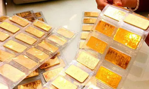 Mỗi tháng mua 3 chỉ vàng, gần chục năm tôi lãi đậm cả căn nhà tiền tỷ