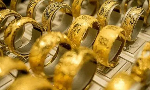 Giá vàng hôm nay 20/3, bán tháo không ngừng, tụt giảm về đáy