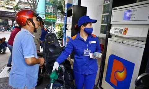 Giá dầu thế giới xuống 20 USD/thùng: Doanh nghiệp xăng dầu điêu đứng