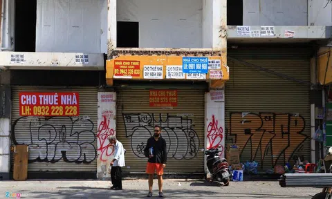 Trả mặt bằng hàng loạt, 120 triệu vẫn không thuê nổi cửa hàng ở quận 1