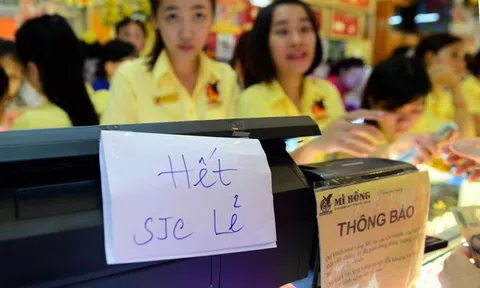 Giá vàng 'nhảy múa', có nên lướt sóng lúc này?