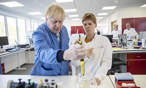 4.600 USD cho người tình nguyện ‘nhiễm’ Covid-19