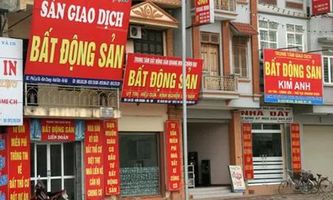 Bất động sản “ngấm đòn”, hơn 300 sàn môi giới đóng cửa