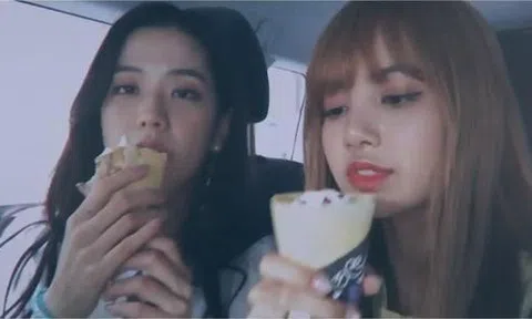 Bỏ túi 2 tỷ đồng chỉ sau vài giây, loạt sao Hàn 'vội vã' làm Youtuber: Bí quyết là gì?