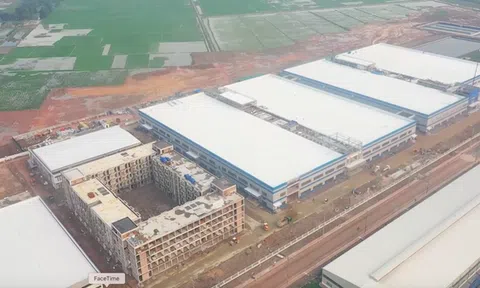 Doanh nghiệp Trung Quốc xây “chui” 3 toà nhà “khủng” giữa khu công nghiệp