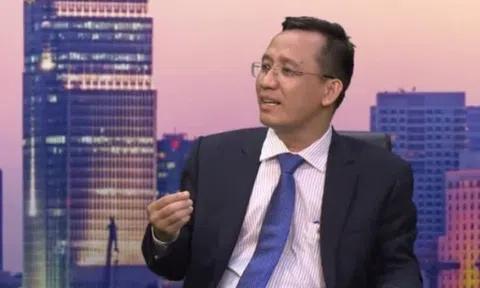Chuyên gia tài chính Bùi Quang Tín đột ngột ra đi sau khi 'rơi từ tầng 14 chung cư'