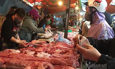 Tuyên bố giảm giá mà thịt lợn vẫn quá đắt, có kẻ đang ăn lãi đậm