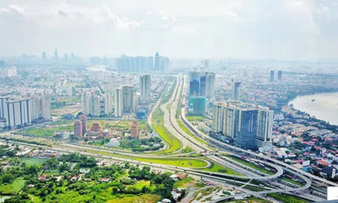 Làn sóng bán gấp, bán cắt lỗ chung cư, nhà đất bắt đầu xuất hiện