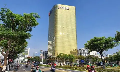 Cận cảnh tòa nhà 'dát vàng' của ngân hàng SHB khiến người dân Đà Nẵng bức xúc