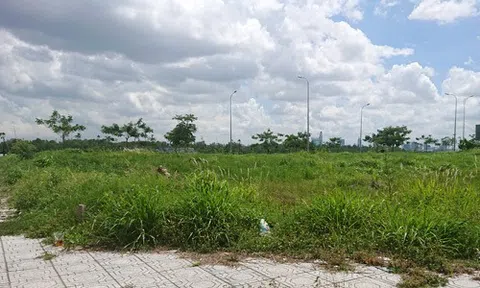 Chiêu gom đất lãi lớn của giới buôn địa ốc