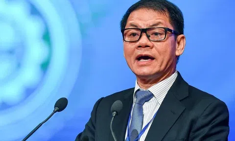 Tỷ phú Trần Bá Dương lập công ty heo giống