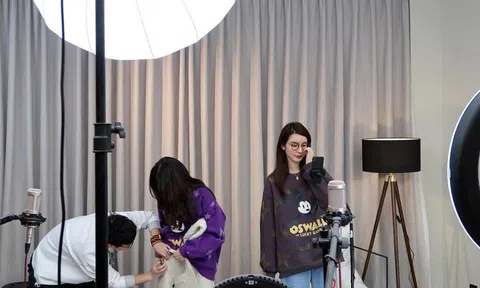 'Tảng băng chìm' của các nữ triệu phú vlog, livestream