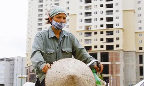 Người nghèo và bẫy 'nô lệ của ngôi nhà'