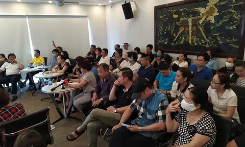 Nhà đầu tư Cocobay Đà Nẵng khóc trong buổi đối thoại với Thành Đô và SHB