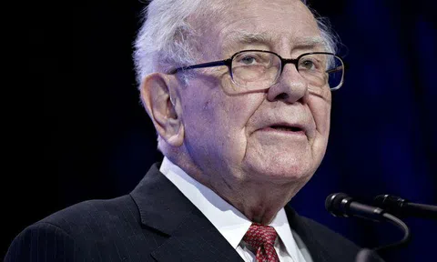 Warren Buffett bán phần lớn cổ phiếu Goldman Sachs, từ 2 tỷ USD xuống chỉ còn 330 triệu USD