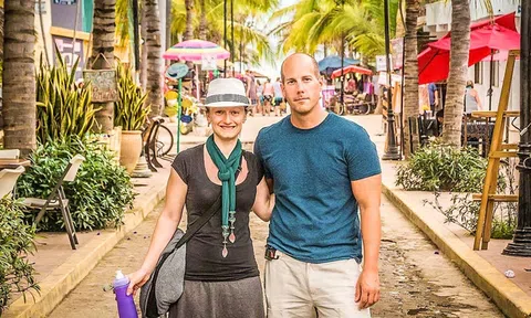 Tiết kiệm 70% thu nhập để nghỉ hưu ở tuổi 35, triệu phú Mỹ tiết lộ 6 bí quyết để độc lập tài chính: Tăng thu giảm chi nhưng phải biết đầu tư mới giàu