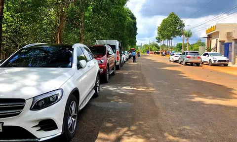 Nghịch lý thị trường BĐS: Giá bán vẫn tăng còn người mua lại chờ xuống giá