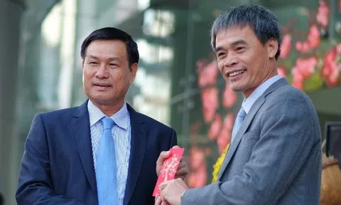 'Ván bài lật ngửa' của cổ đông ngoại với Chủ tịch Coteccons
