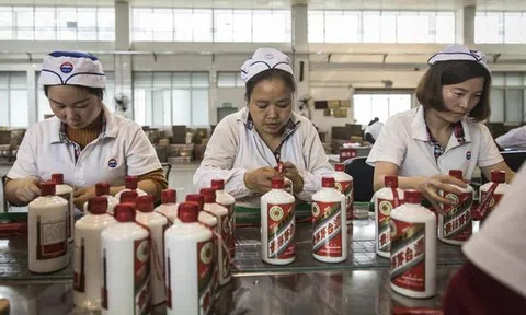 Giá trị hãng rượu Mao Đài vượt mặt ngân hàng lớn nhất thế giới