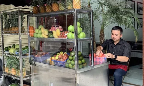 Sếp doanh nghiệp thu nhập "khủng" bỗng mất nghề lui về bán... bánh!