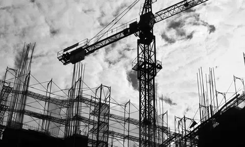 Coteccons: ‘Giàn giáo sập ở thượng tầng’