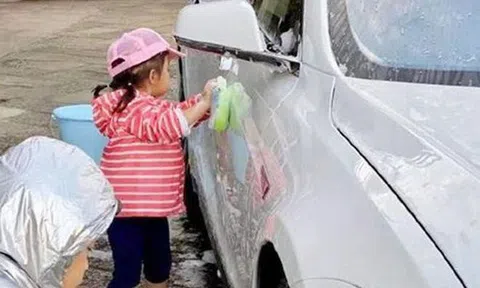 'Thiên kim tiểu thư' rửa xe kiếm tiền, cách đại gia dạy con kiểu 'nhà nghèo' khiến ai cũng phải xuýt xoa