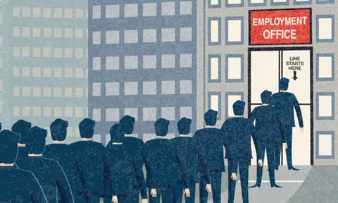 Tôi, 38 tuổi, làm việc gần 20 năm, vừa mới bị công ty sa thải: Đối mặt với nguy cơ trung niên, hãy làm rõ 3 điều trước khi rơi vào dòng xoáy đào thải