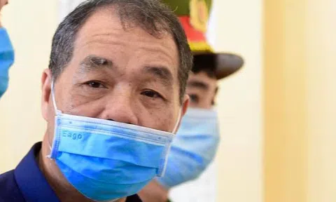 Ông Trầm Bê: 'Làm việc có ích vậy mà VKS đòi cách ly xã hội'