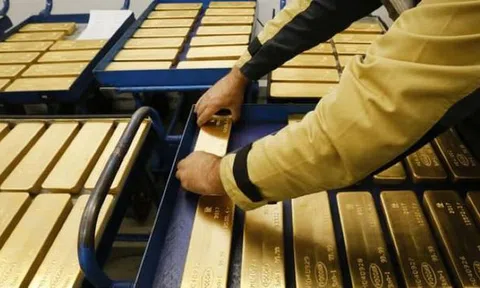 Đây là lý do thổi giá vàng tăng sốc 2 triệu đồng sau một đêm