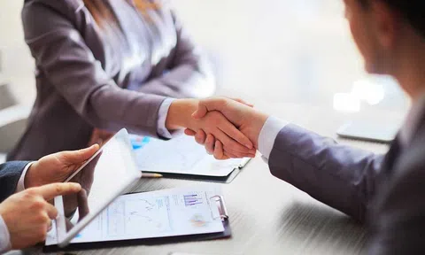 Làm thế nào để vượt qua ranh giới “Nhà buôn”?